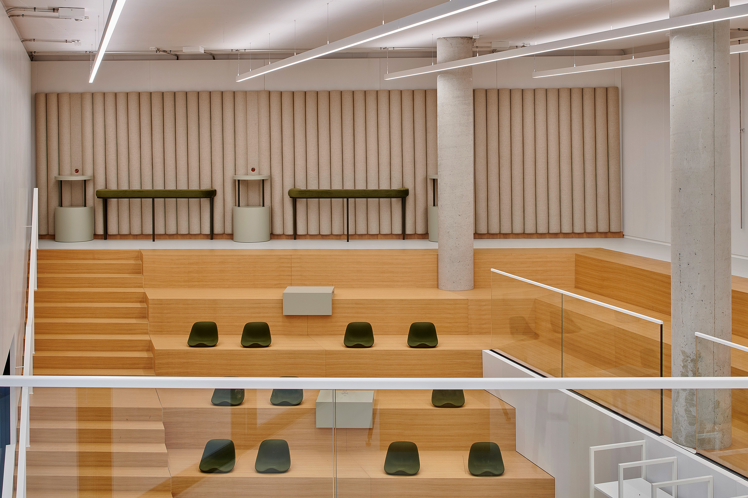 Eiswerk Riverhouse Foyer