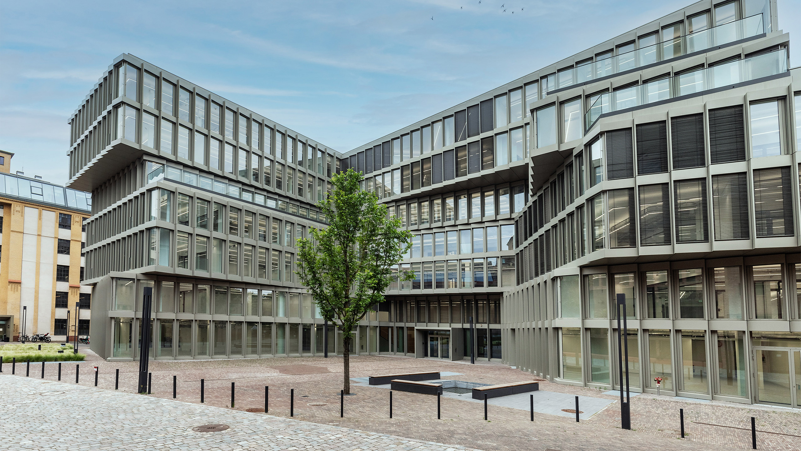 Eiswerk Riverhouse Offices 2800 0003 7595